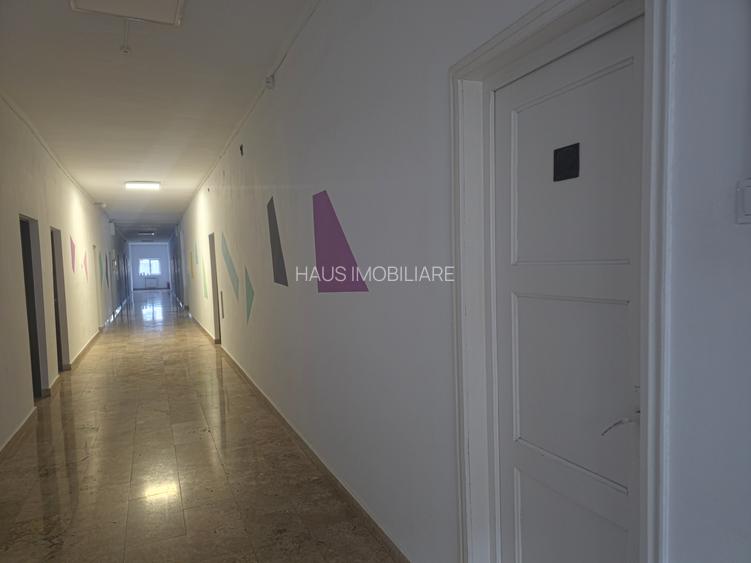 Spațiu ideal activități diverse – 22 mp Faleza Nord Birou - 11