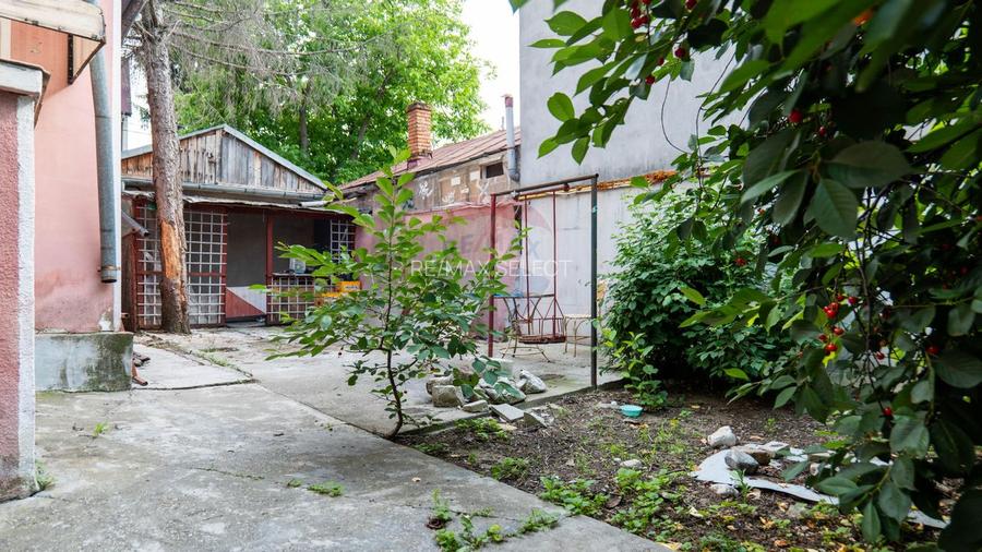 Casă individuală de vanzare + teren intravilan 539 mp - Parc Bazilescu - 13