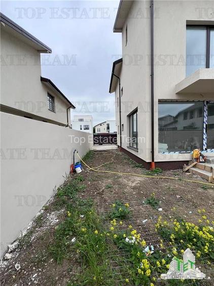 Vila  moderna, individuala cu 4 camere , 3 bai , Living , terasa acoperita, inca - 14