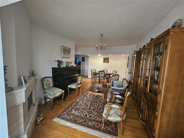 Apartament 4 camere - Hala Centrala - 4