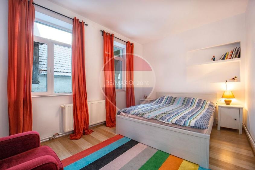 Casă cu două corpuri, teren 835 mp, str. I.L. Caragiale, Râșnov - 8