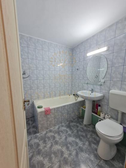 2 Camere Et. 8/8 - 3 min Piata Crangasi