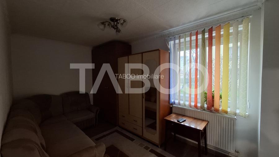 Apartament 2 camere de vanzare decomandat 54 mp zona Vasile Aaron - 8