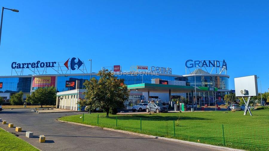 Apartament cu 4 camere de vanzare, Grand Arena, stradal Metalurgiei - 30