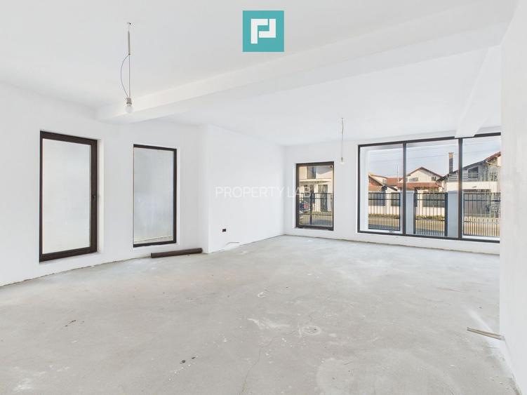 Casa cu 5 camere in Livada - 18