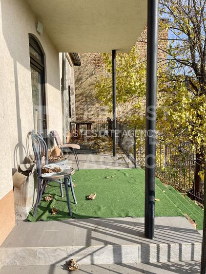 Vânzare, clădire impresionantă, 11 camere, 9 dormitoare, Păcurari - 17