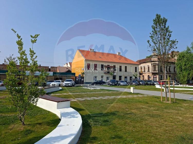 Spațiu comercial 75 mp  Piata Catedralei. Vitrină si acces din stradă - 6