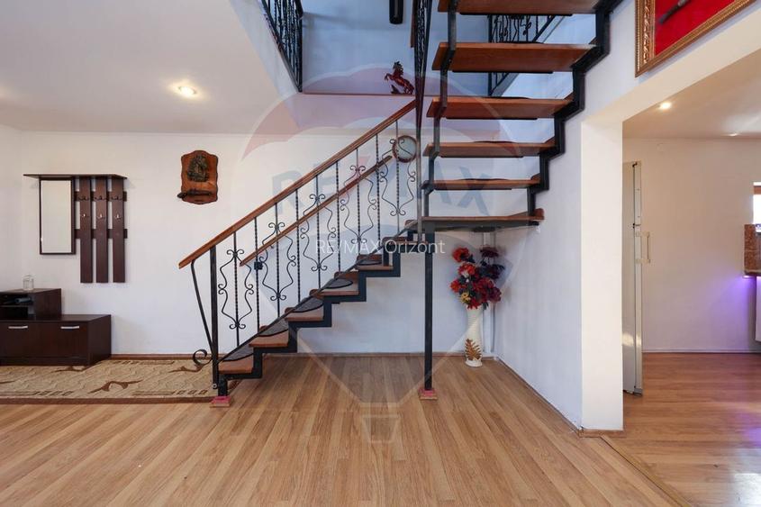 Casă individuala cu 6 camere - 23