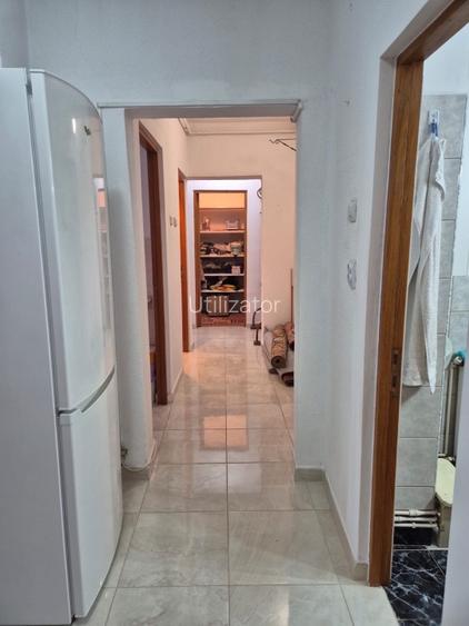 Apartament 3 camere – zona centrala Targoviste, Piata 1 Mai - 4