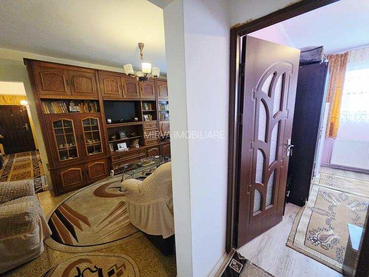 Apartament 3 camere Breaza Central | 56 mp | balcon | bloc beton - 14