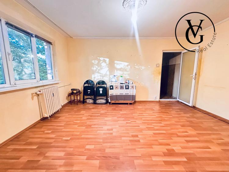 Apartament 3 camere  -zona Tomis Nord - 2