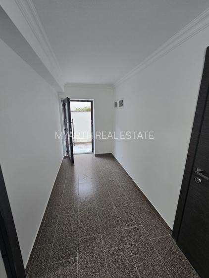 Damaroaia,Izbiceni,Curte proprie 60mp, Ocazie - 8