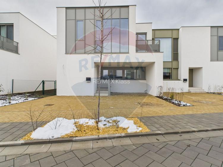 Vila luminoasa, cu finisaje premium, 4 camere in Tunari - Amber Forest - 31