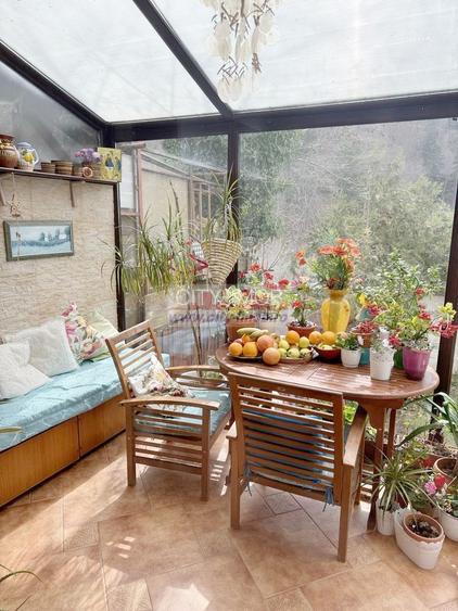 Vanzare apartament 3 camere  in Vila Parter Inalt Busteni Prahova - 8