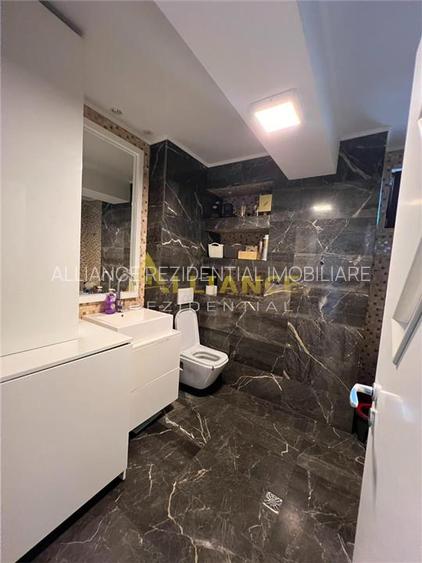 {245 MP} Penthouse cu 4 camere - 2 bai | Metalurgiei - 16