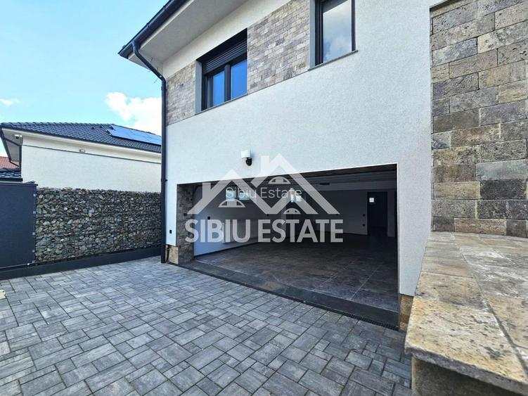 Casa cu garaj si pivnita, NOU - 2
