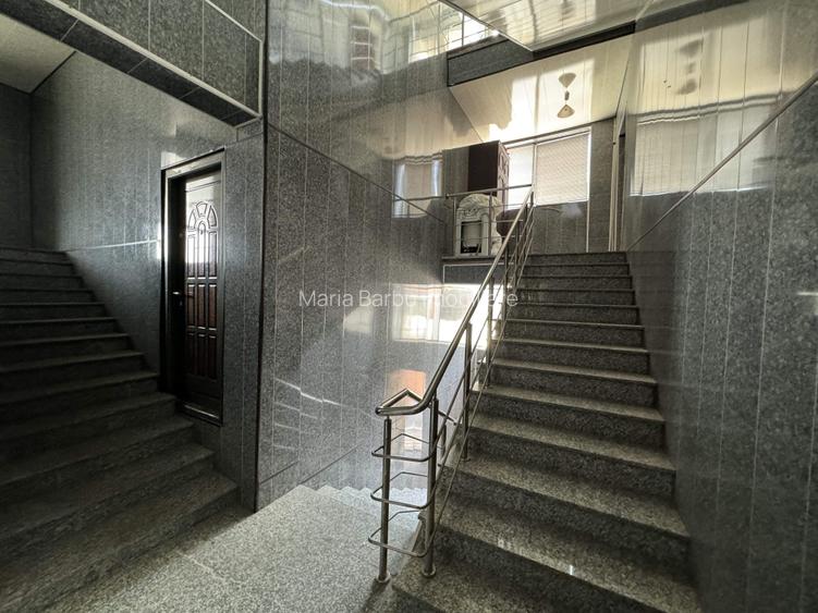 Cladire sp.com.+ hale + birouri, P+E+M, Su=780 mp, T=914 mp, Zahana - 12