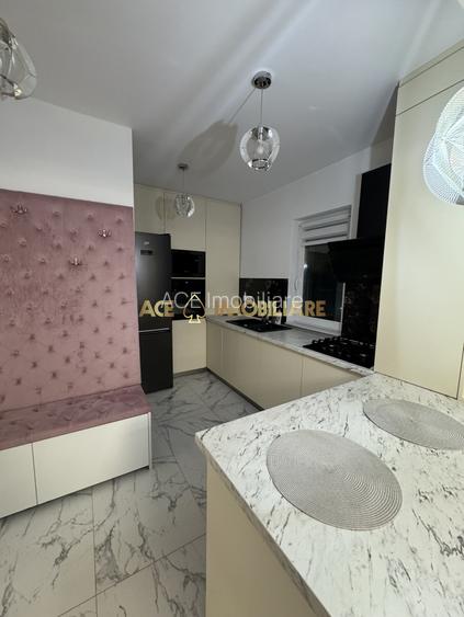 2 Camere de vanzare | Titan | centrala | parcare | metrou | Comision 0 - 5