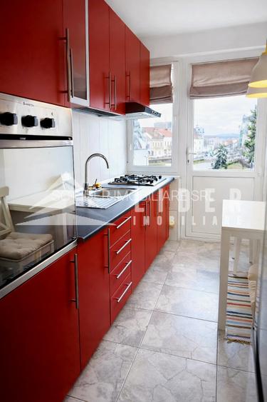 Apartament 2 camere ultracentral, Piața Mihai Viteazu,vedere spre statuie - 3