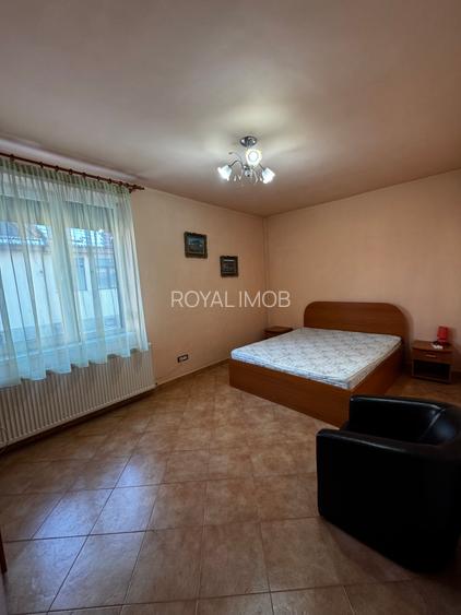 Apartament 2 camere mobilat și utilat, str. Lungă, acces auto în curte - 2