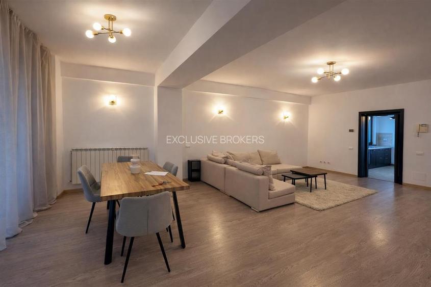 3 CAMARE BRITISH SCHOOL  BOUTIQUE BUILDING  2 PARCARI - 3