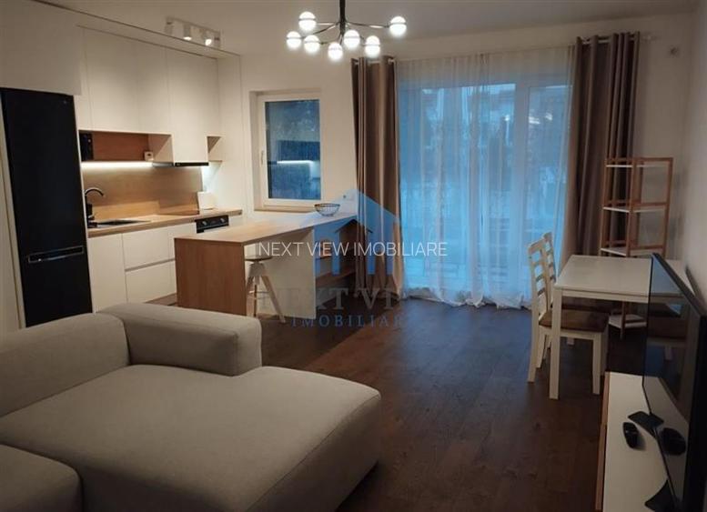 Apartament 2 camere, The Office - 3