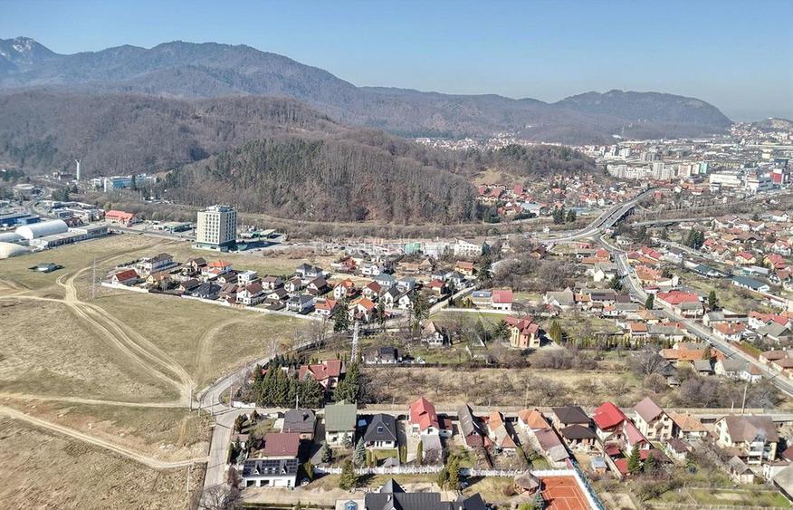 Casă spațioasă cu 2 corpuri și teren generos – zona Bunloc - 23