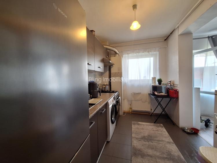 Apartament cu 2 camere, 57 mp, balcon, zona Razoare - 5