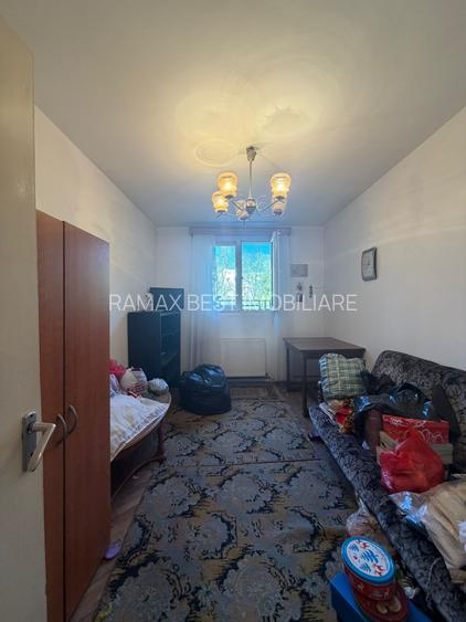 Nicolae Grigorescu fix la metrou pe Camil Ressu, bloc tip H - 2