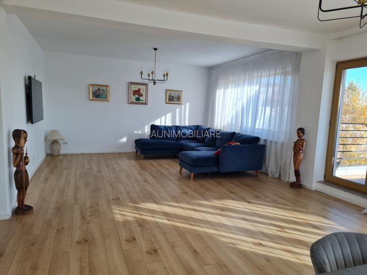 Ap. lux,4 cam.s.totala. 253mp utili ,pe tot etajul 2 ,+camera la mansarda 20mp! - 3