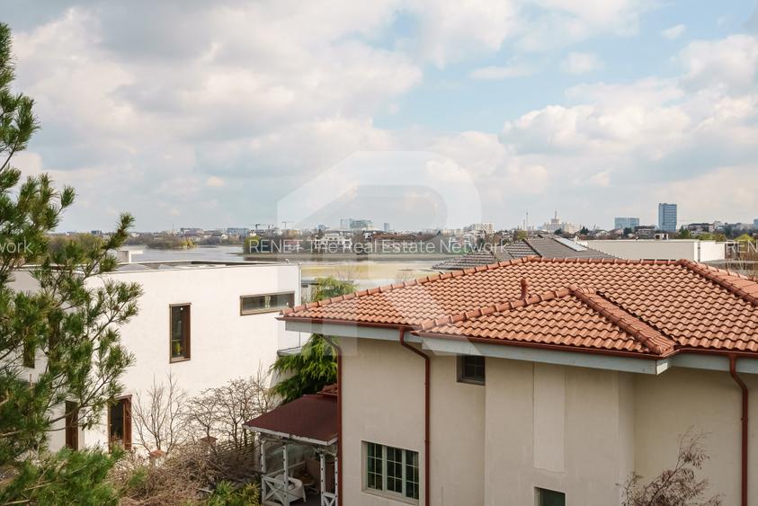 Casa spațioasă cu vedere la Lacul Grivița | 5 dormitoare | teren 793 mp - 9