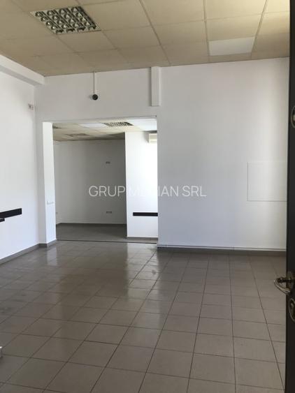 Spatiu  50 mp, in complex comercial - 2