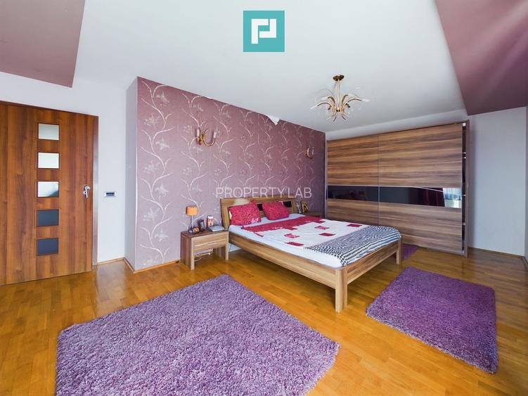 Vilă spațioasă cu 8 camere, Grădiște - 45