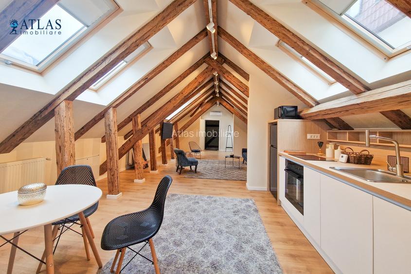 Nou amenajat, ultracentral, 100 mp., mansarda in vila, aer conditionat, parcare - 4