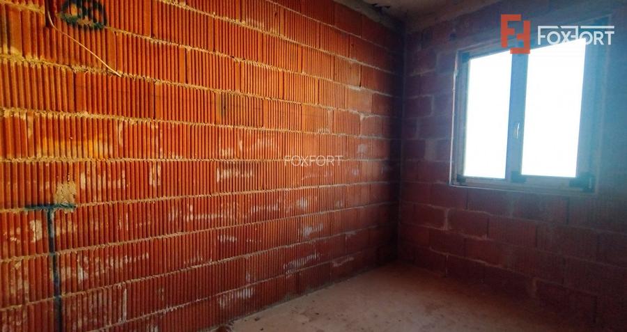 Duplex 5 camere, Becicherecu Mic - Garaj, terasa, Interior la Rosu - 12