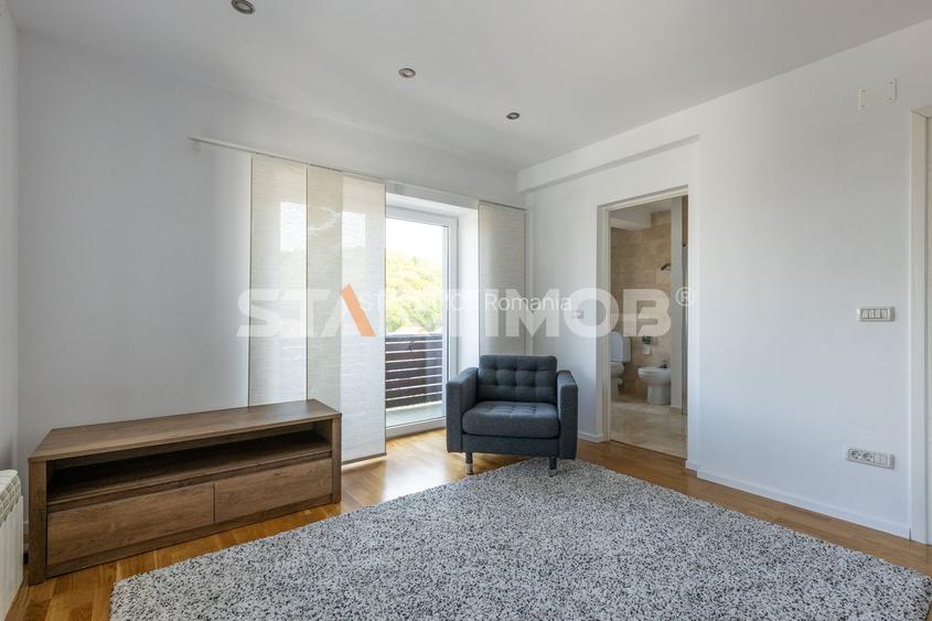 Vila mobilata tip duplex 5 camere - 12