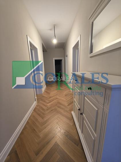 Casă individuală elegantă în Dumbrăvița – Zona Pădurii | 4 dormitoare - 5