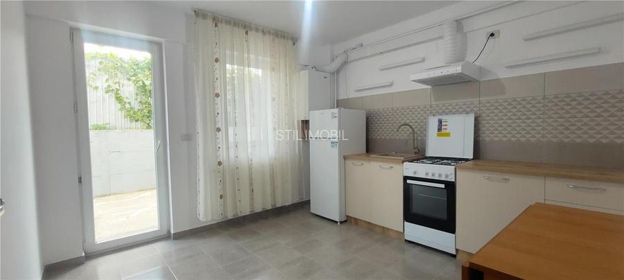 1 CAM BUCIUM LID NOU DECOMANDAT CU TERASA - 3