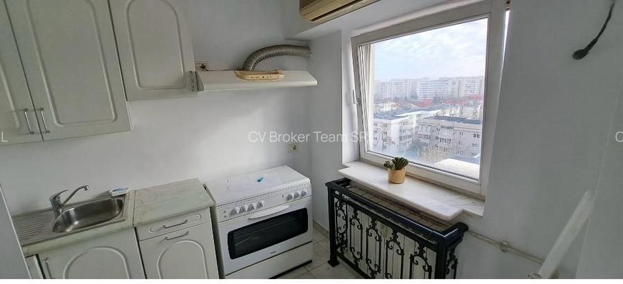 Decebal 3 cam decomandat, 2 bai, 2 balcoane - 4