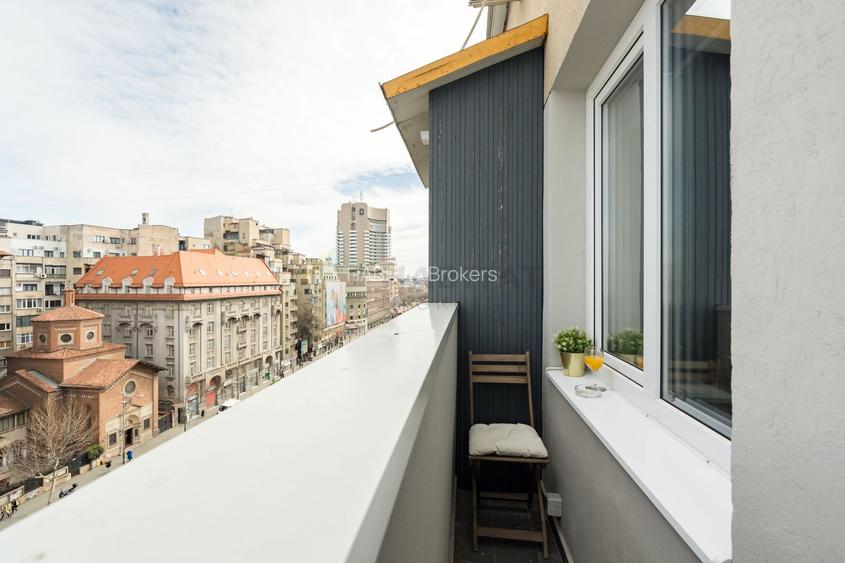 O Vacanță Permanentă în Inima Capitalei, Magheru/Bălcescu - 22