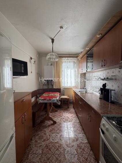 Apartament 3 camere - de inchiriat - Vasile Aaron - balcon inchis - 5