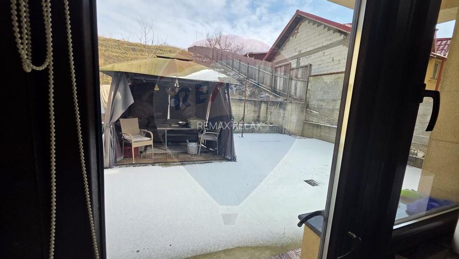 Casă / Vilă de vânzare în zona Calugareni, jud. Vaslui - 0% Comision - 24