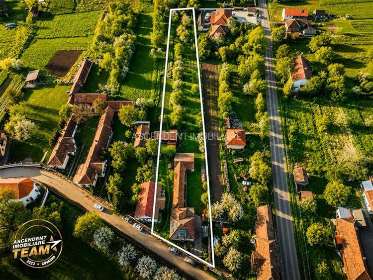Casa familiala cu: teren 2.822 mp intravilan, sauna,  atelier, terasa, Central C - 45