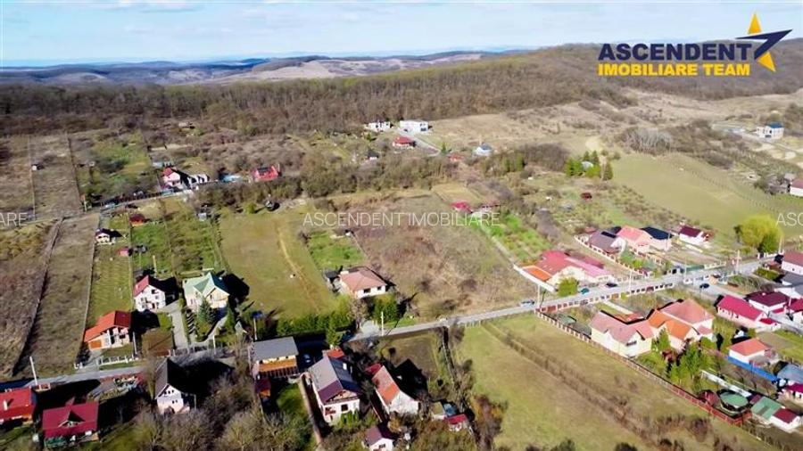 2.580mp:teren luminos,pregatit,izvor propriu, Valea Iubirii,langa Targu Mures, F - 7