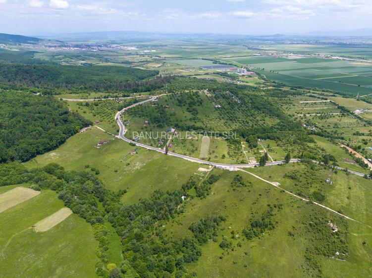 Teren cu potențial turistic în Vulcan BV– vedere panoramică - 5