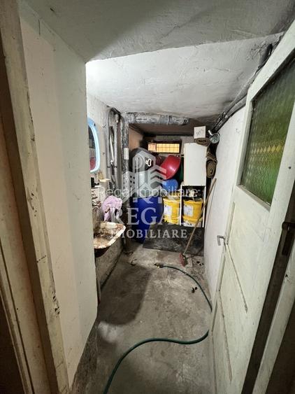 PRET NOU - Casă de vânzare – construcție solidă și spațioasă - 17