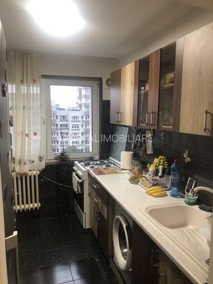 De vanzare Apartament  2 camere  Lujerului - 11