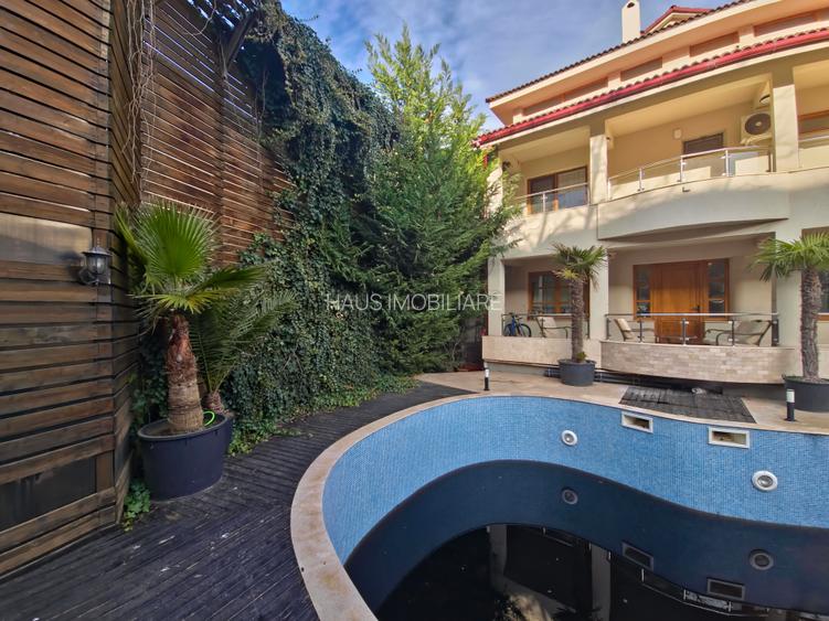 Vilă unică de vânzare piscina  zona Stadion - 11