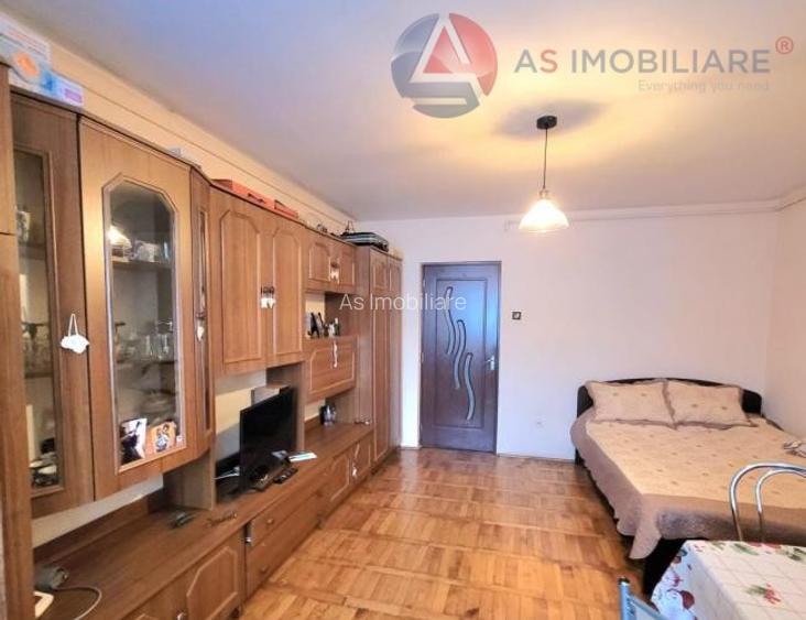 Garsoniera insorita, strada Traian, Brasov - 13