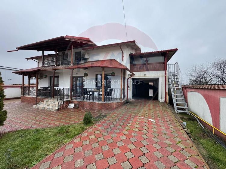 Casă / Vilă cu 5 camere de vânzare - 2